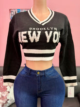 Load image into Gallery viewer, New York Sweater (Black)

