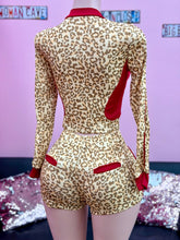 Load image into Gallery viewer, Leo Print Shorts Set
