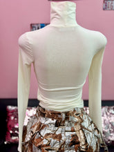 Load image into Gallery viewer, Lovely Turtleneck Top
