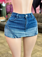 Load image into Gallery viewer, Zara Skort
