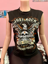 Load image into Gallery viewer, Rock Festival Graphic Tee
