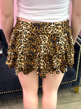 Load image into Gallery viewer, Plus Size Ruffle Shorts
